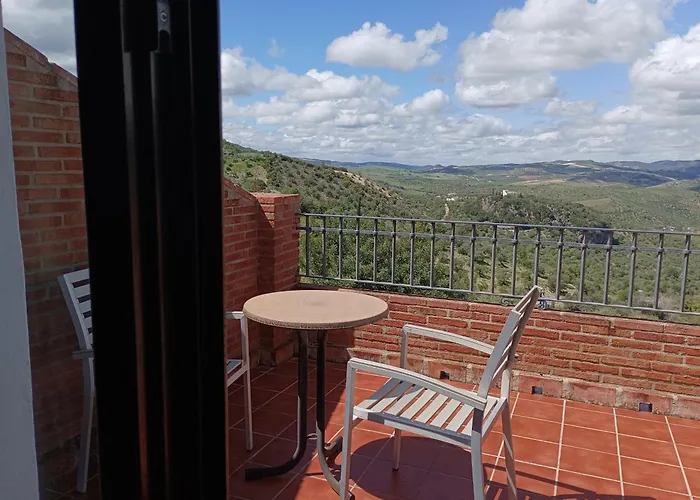 Hotel Rural los Tadeos